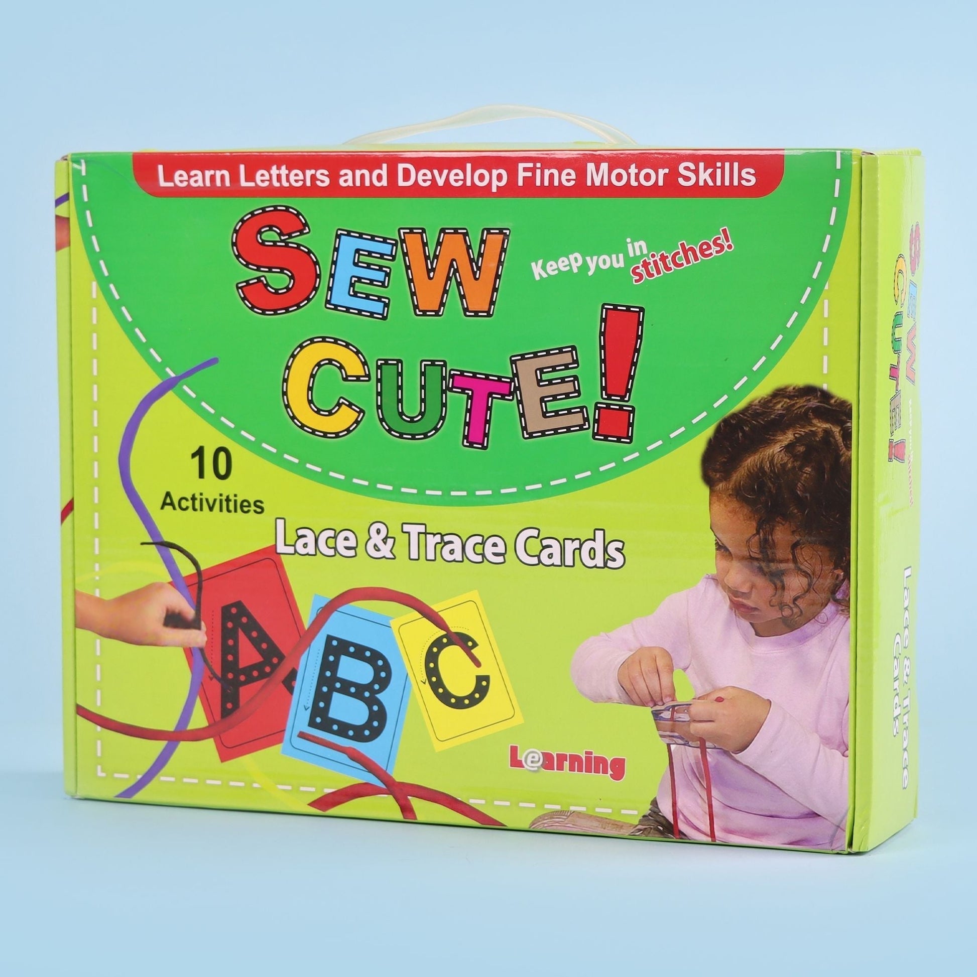 الحقيبة الإنكليزية بطاقات مثقوبة لتعليم الأطفال الحروف وتنمية المهارات الحركية الدقيقة بمواد آمنة مع دليل أنشطة