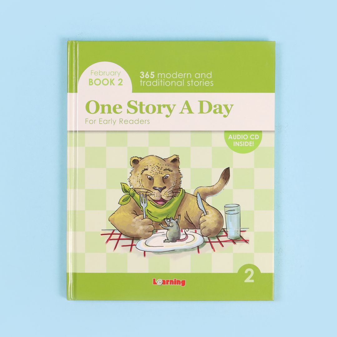 كتاب 2 من مجموعة One Story a Day للأطفال  كتاب مع أقراص صوتية تحتوي على 365 قصة باللغة الإنجليزية