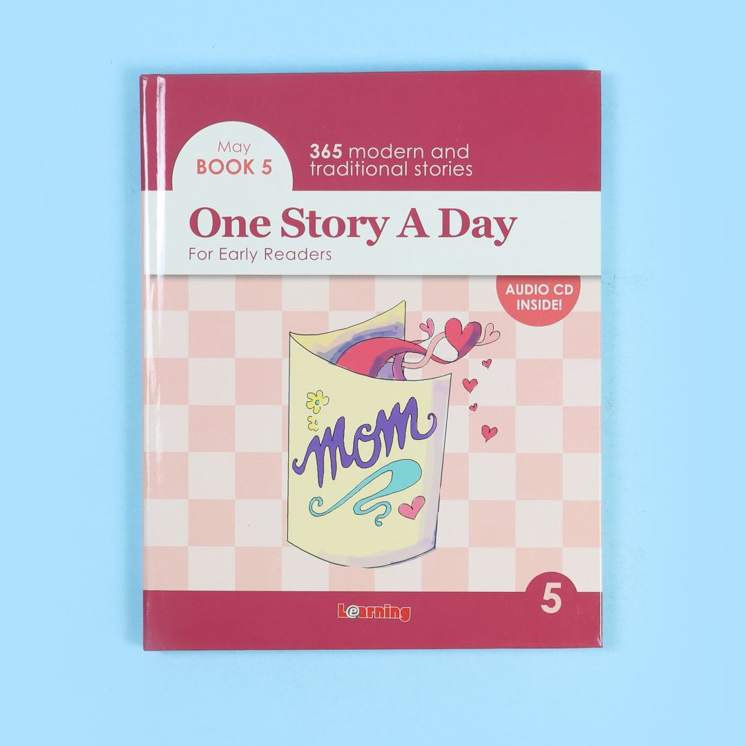 كتاب 5 من مجموعة One Story a Day للأطفال  كتاب مع أقراص صوتية تحتوي على 365 قصة باللغة الإنجليزية